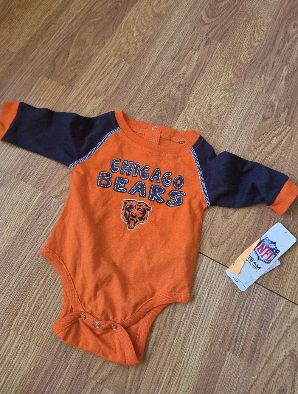 Chicago Bears Bodysuit 0-3M, 3-6M Long Sleeves Orange Navy Football Mascot Logo